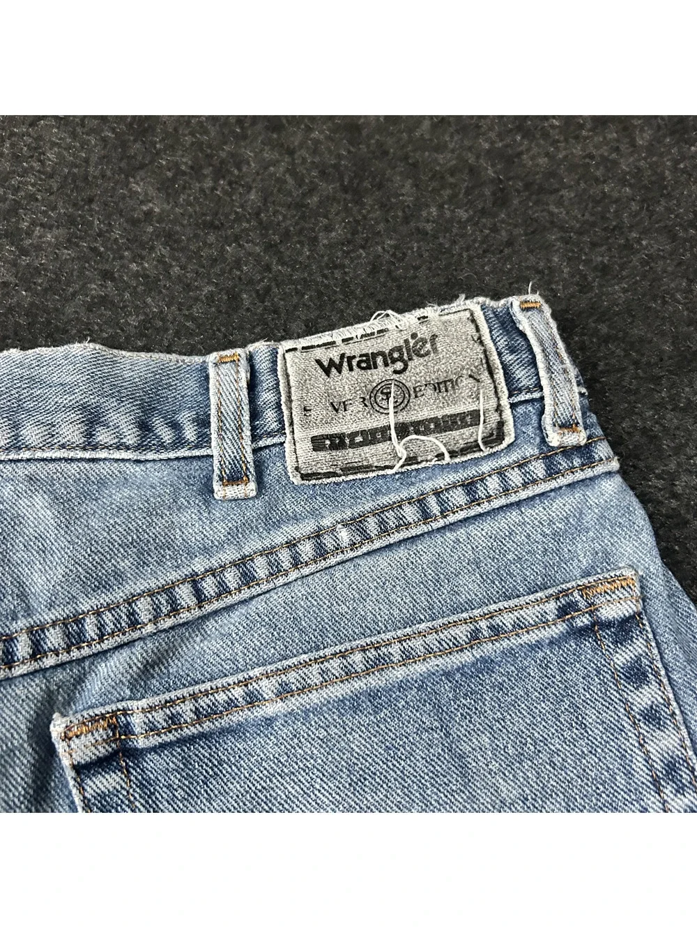 Vintage Wrangler Silver Edition Cutoff Denim Jean Shorts Light Wash Size 34